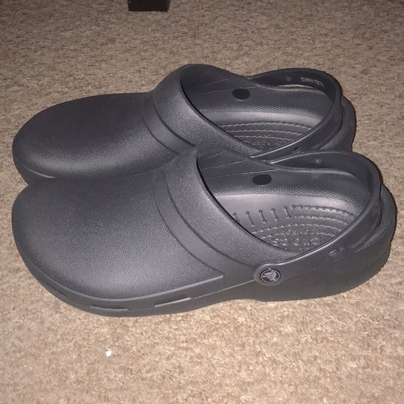 Crocs 🐊 - Picture 2 of 4